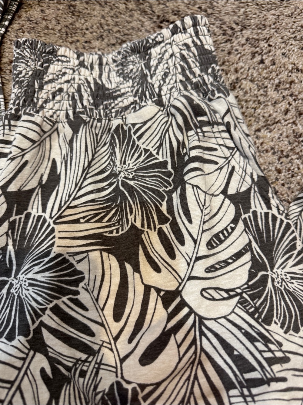 Pact Green and White Tropical Print Tank Top & joggers Set - Picture 3 of 4